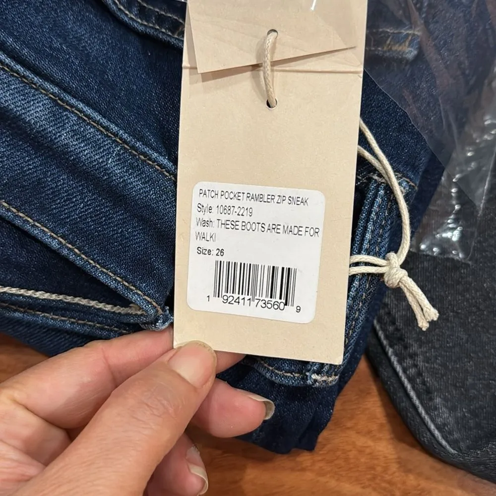 NWT MOTHER Women's Patch Pocket Rambler Zip Sneak Jeans size 26 Blue - Image 15