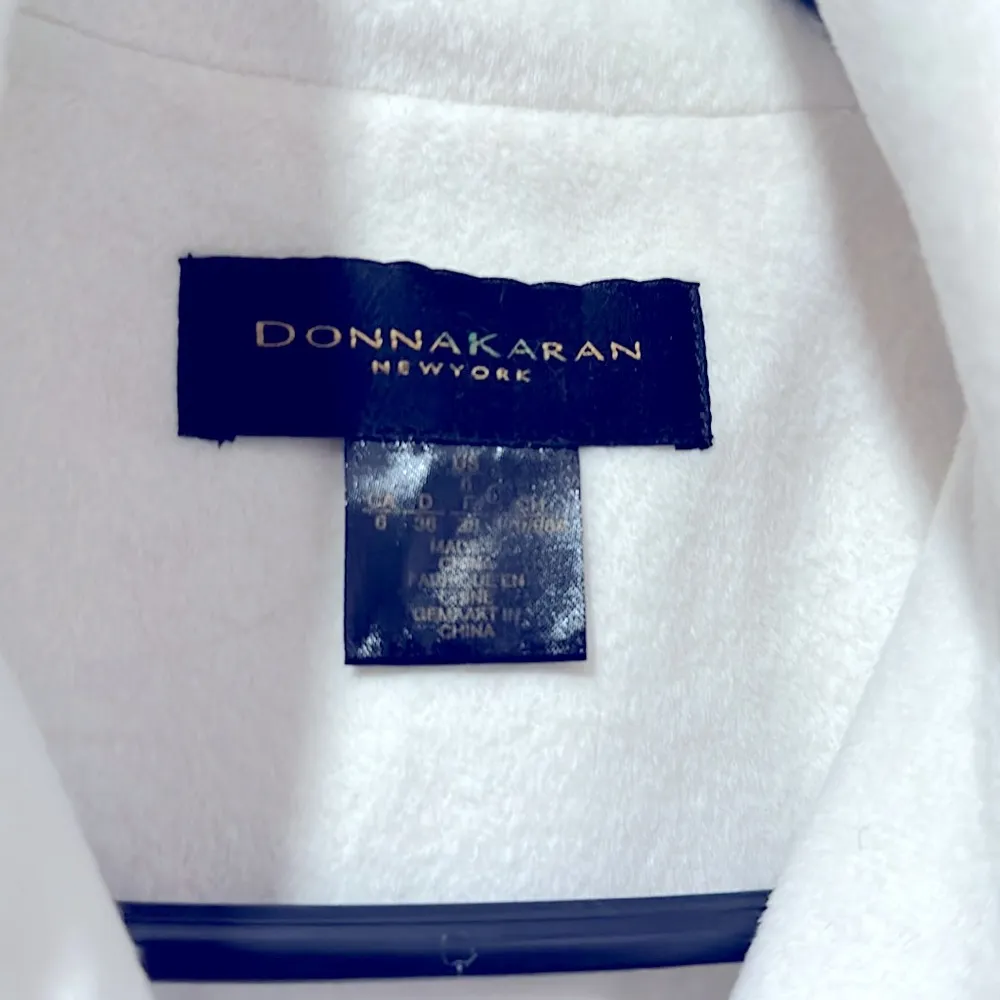 Donna Karan trench coat - Image 3