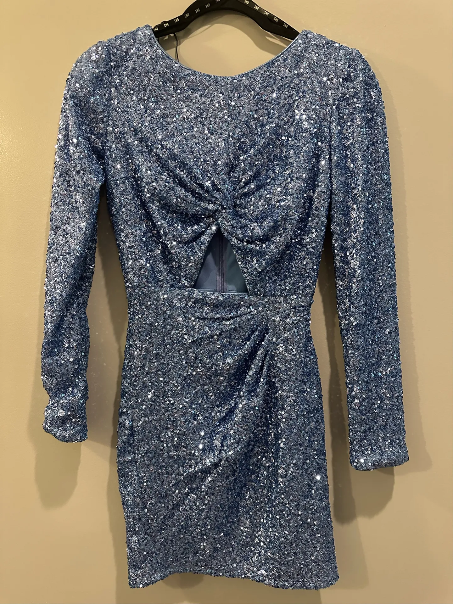 SHO Long Sleeve Sequin Cutout Bodycon Dress - Image 3