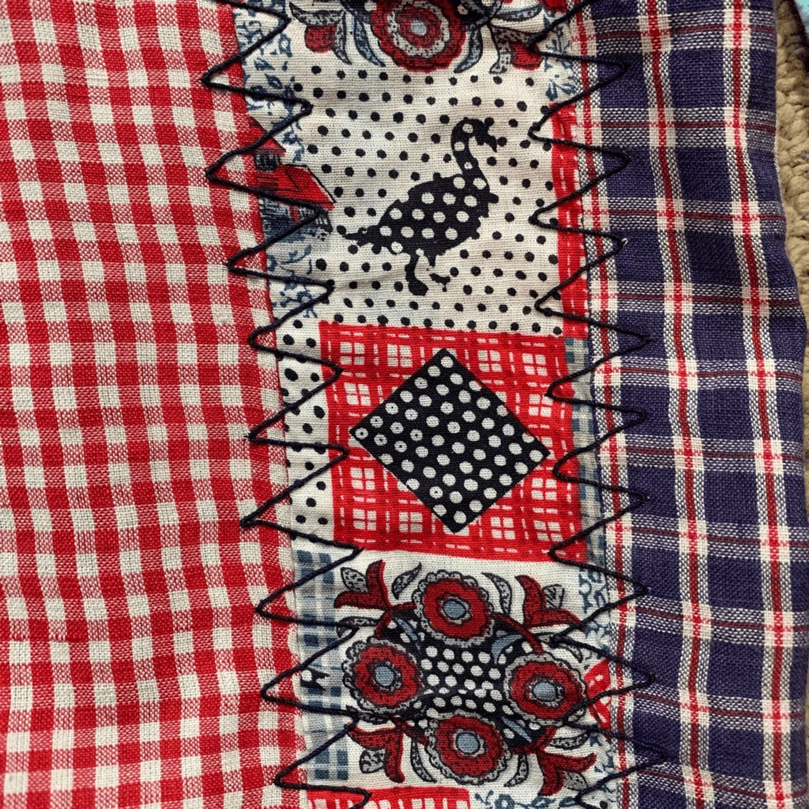 Vintage Patchwork Vest Red White Blue Gingham Heart Duck Print Folk Art Cottage Size L - Image 8