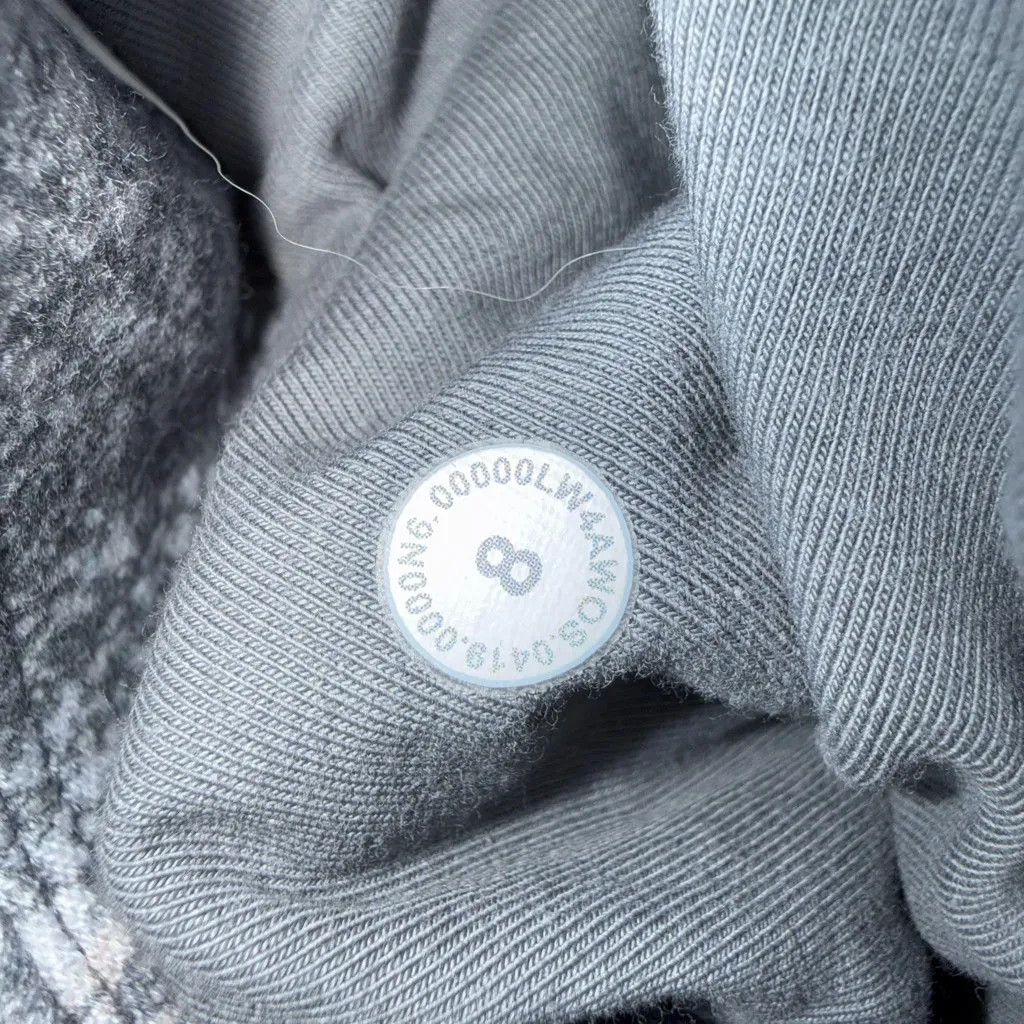 Lululemon Scuba Hoodie - size 8 - Image 6