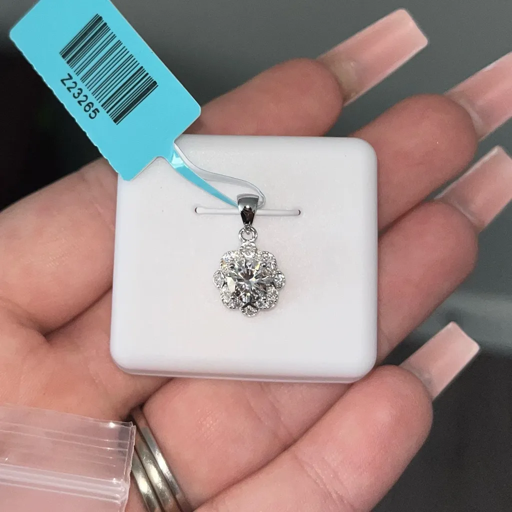 Elegant Moissanite Sterling Silver Necklace - Image 3