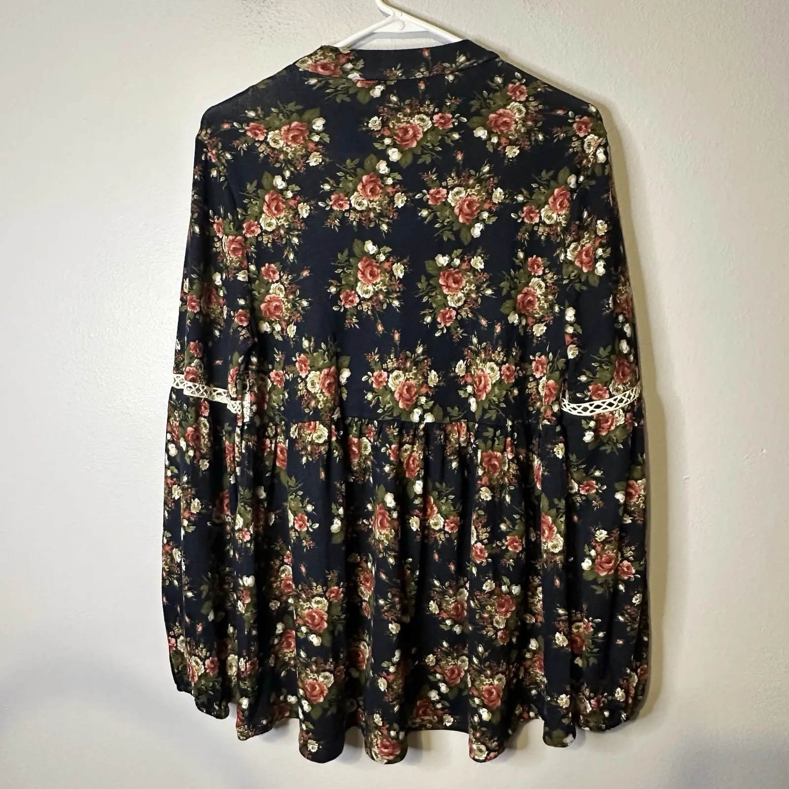 Entro Crochet Tunic Top Peasant Boho Career Church Stretchy Floral NWT S T8691 - Image 6