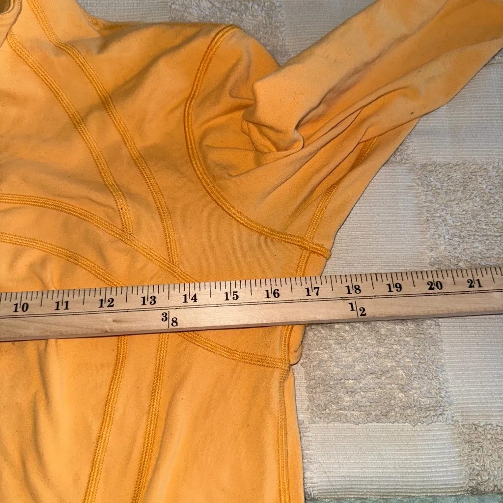 Lululemon  Define Jacket *Luon
Size 8
Mango Dream - Image 4