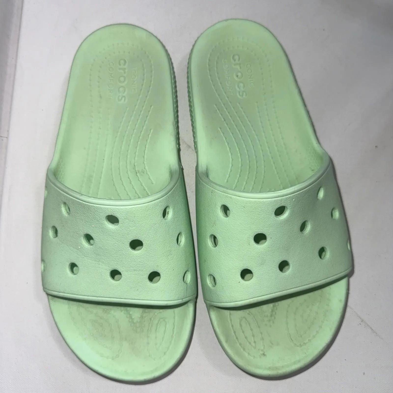 Iconic Comfort Crocs Slides Sandals Green Waterproof Size W8 M6 Unisex Shoes - Image 2
