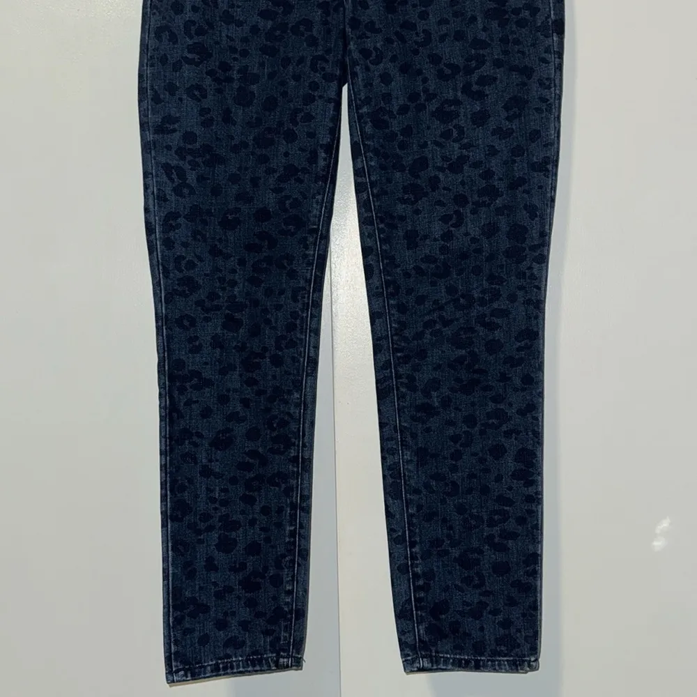 TALBOTS Ankle Jeans Blue Leopard Print Mid Rise Stretch Denim Women's 2 - Image 6