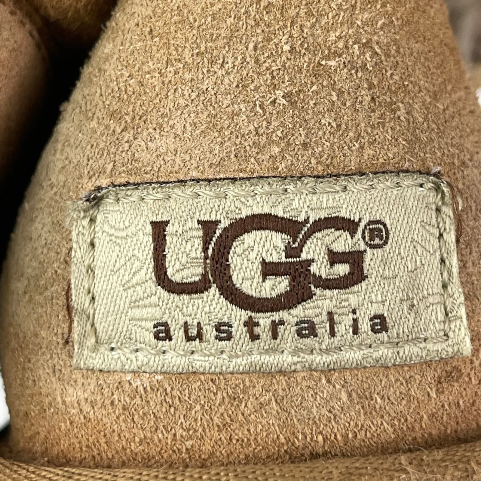 UGG Bailey Button Triplet II Brown Shearling Leather Mid Calf Snow Boots Size 7 - Image 7