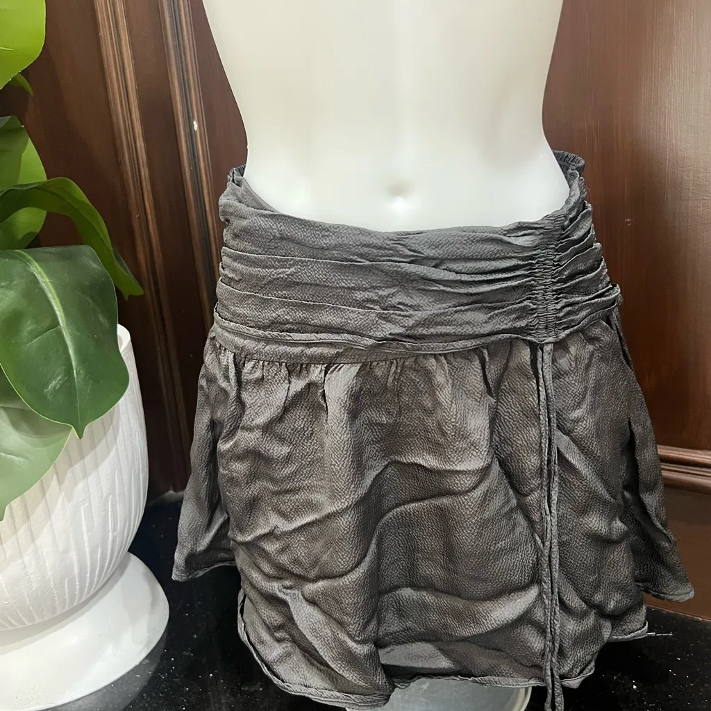 Aerie Gray Skorts with Ruched Waistband and Flowy Silhouette - Image 5