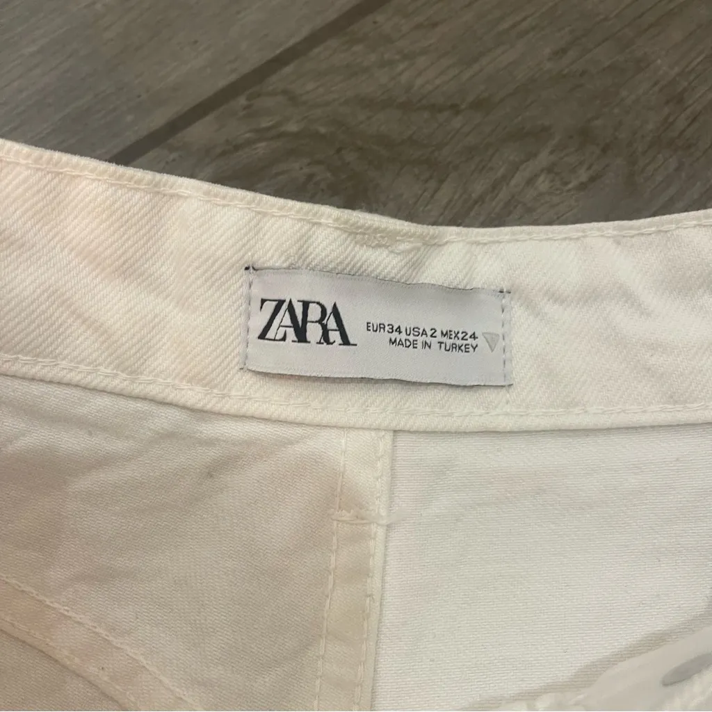 Zara Wide Leg Full Length High Rise White Jeans - Image 3