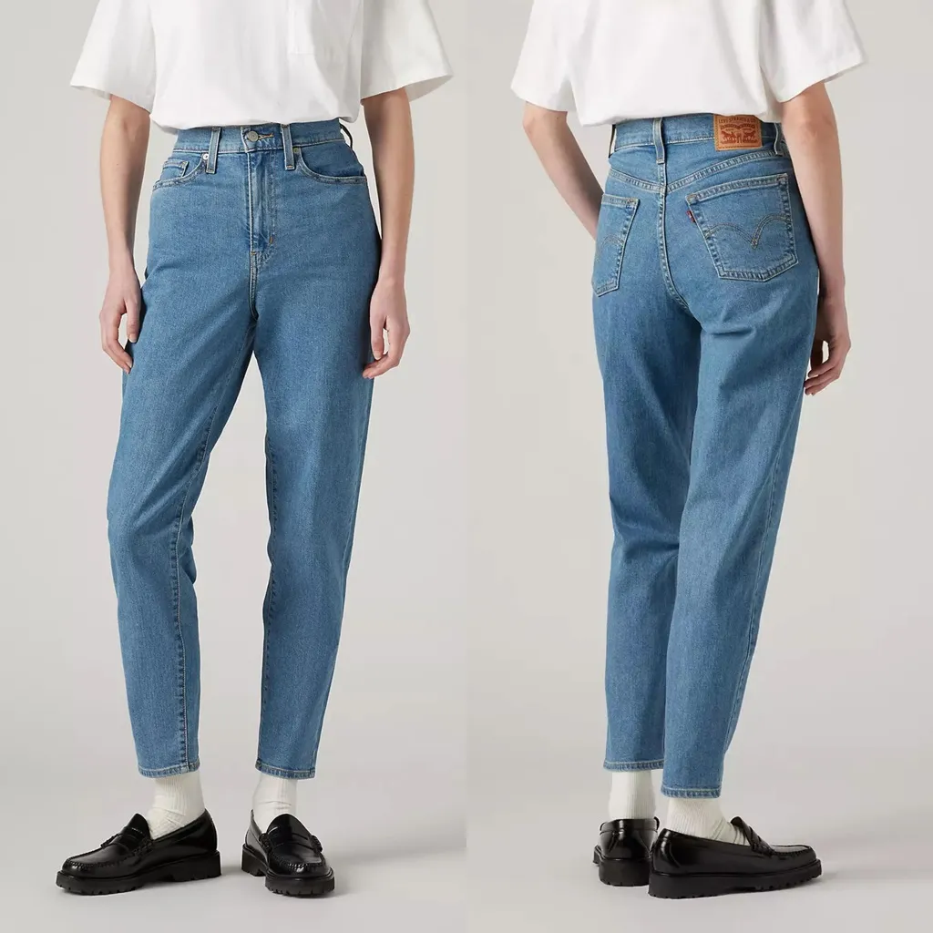 Levi’s Women’s High Waisted Ankle Taper Leg Jeans in Mid Stone Wash 28 - Image 2