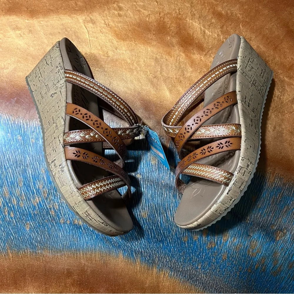 NWT Skechers Cali Beverlee Tan Embroidered Slide-On Wedge Sandals size 7.5 - Image 13