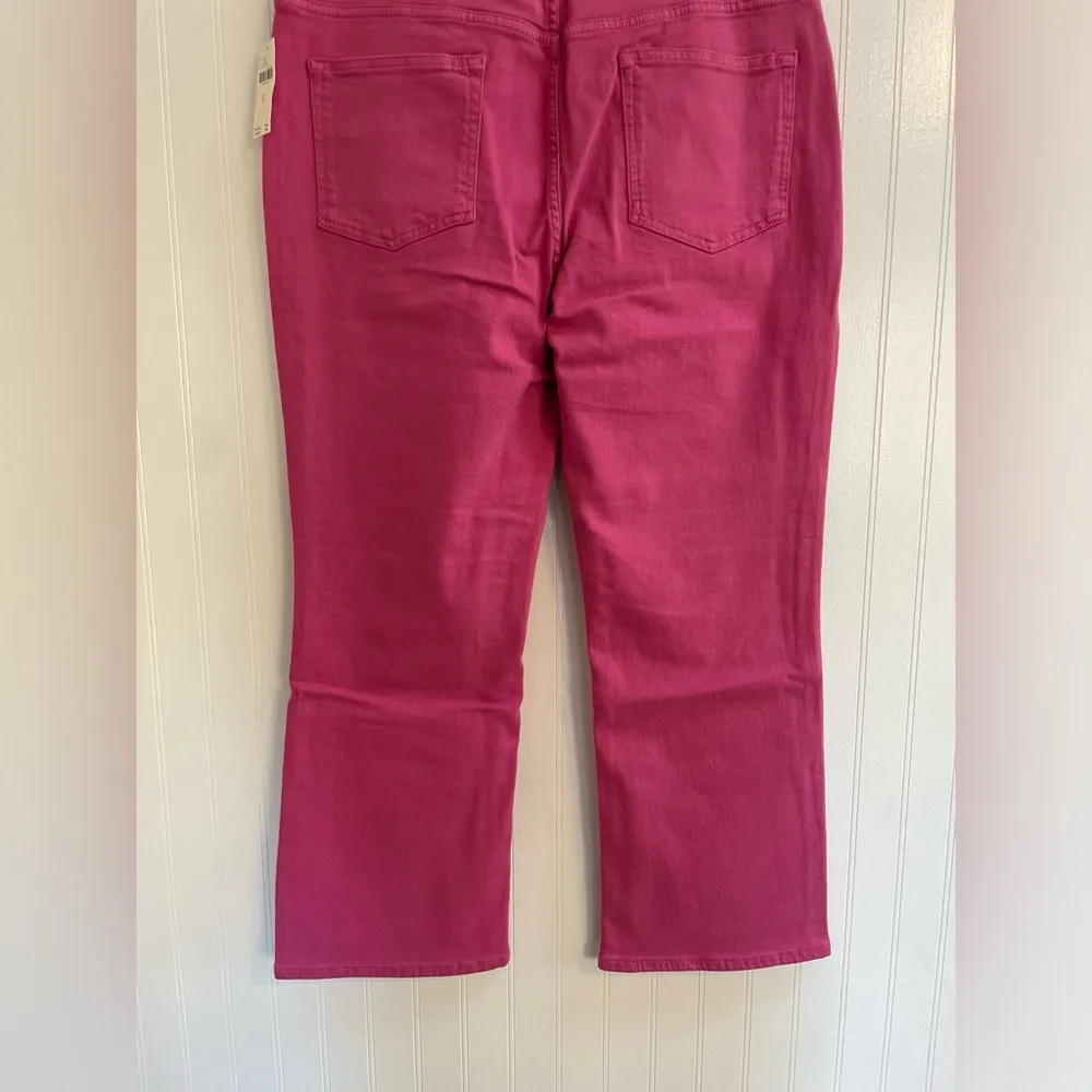 ANTHROPOLOGIE Pilcro The Yaya Mid-Rise Crop Flare Jeans Barbiecore Size 33 NWT - Image 9