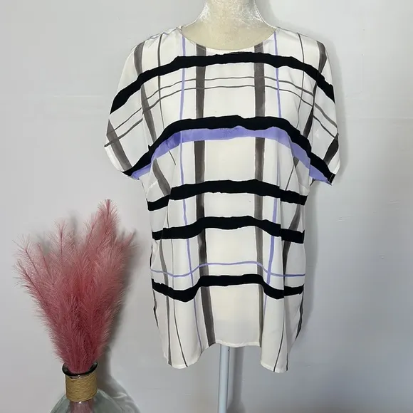 Carlisle • 100% silk plaid windowpane button back blouse - Image 5