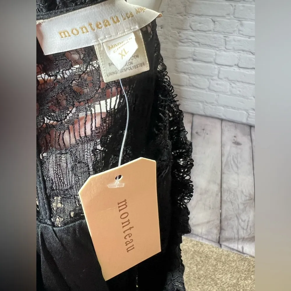 NWT Monteau Los Angeles black lace overlay top size xl - Image 7