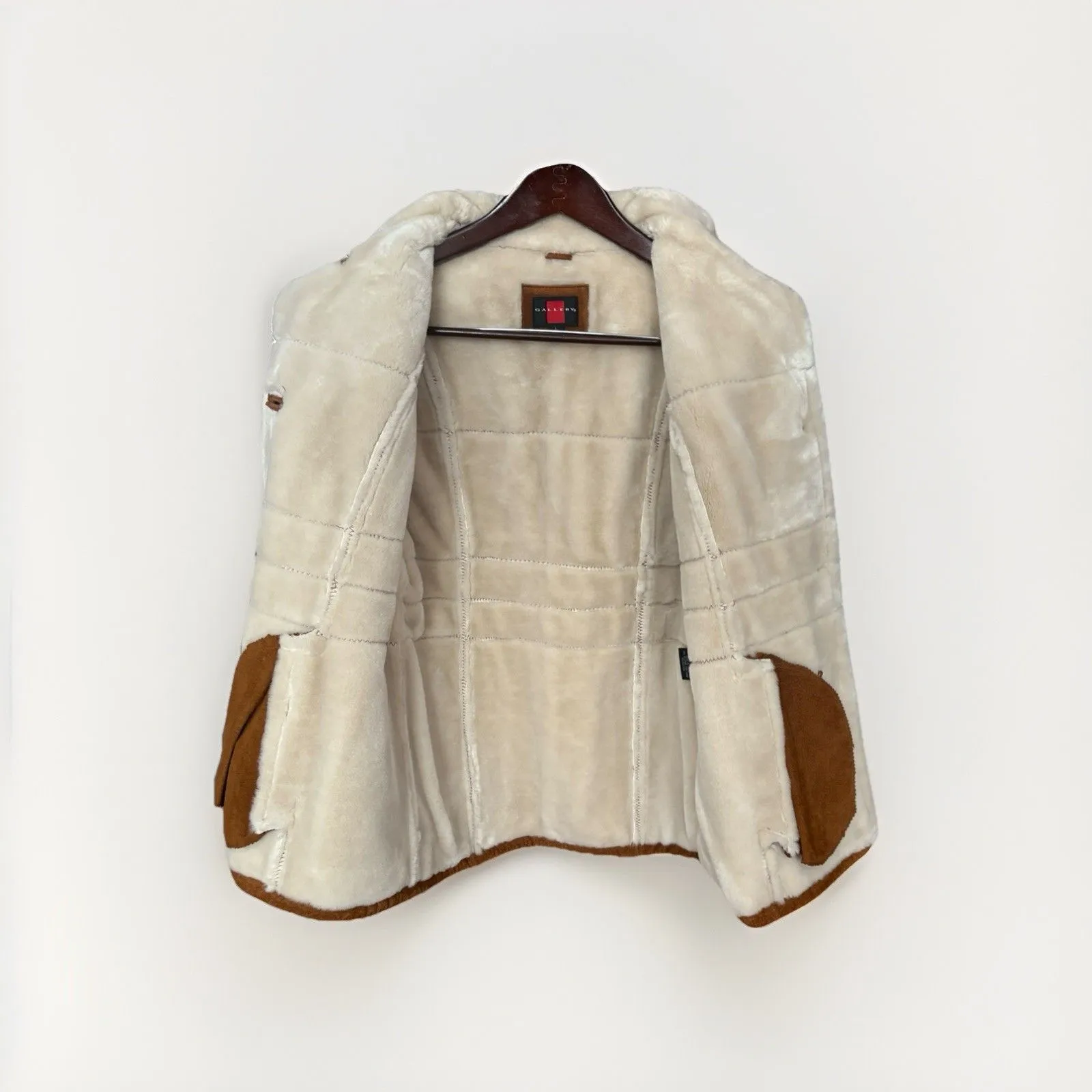 Gallery Womens Large Brown Suede Sherpa Lined Jacket Shearling Style Coat - Image 6