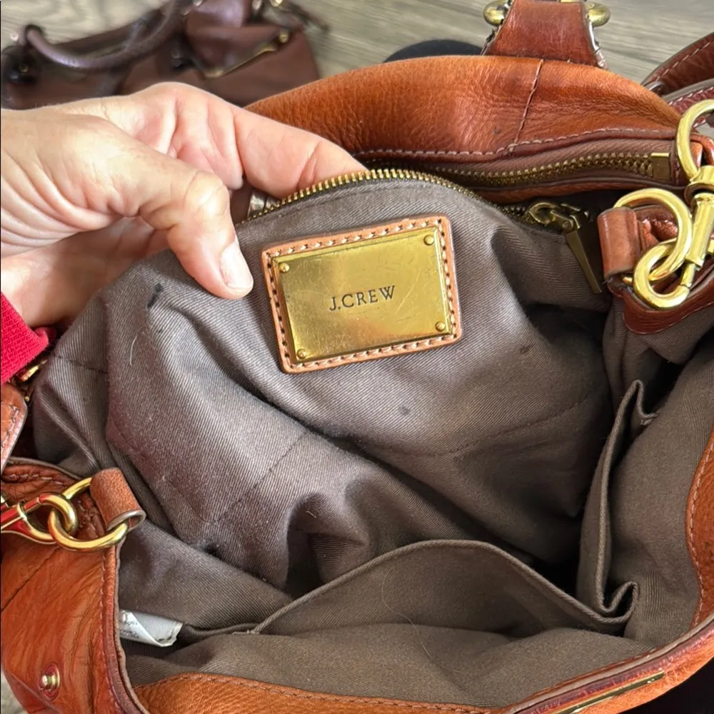 J.Crew Tan Leather Handbag with Gold Accents - Image 3