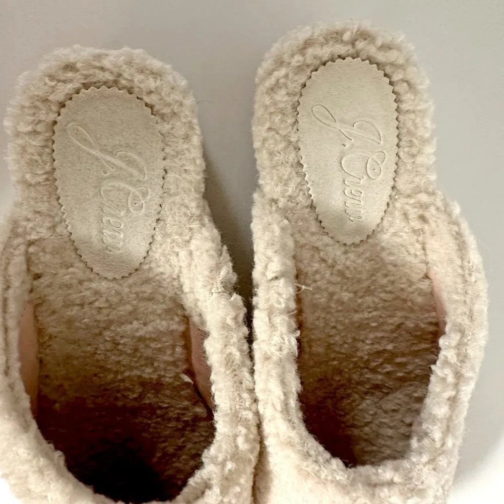 *NEW* J. Crew Sherpa Clog - Image 4