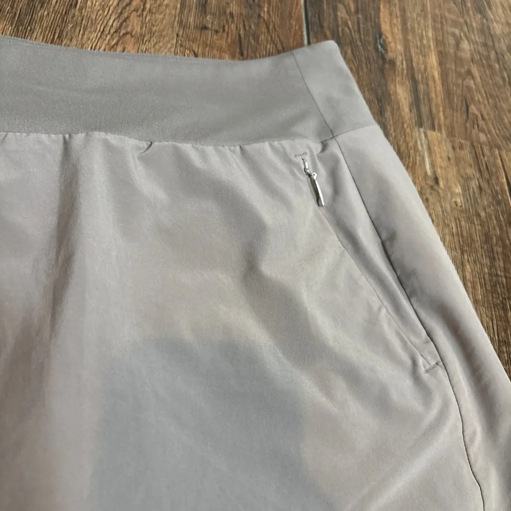 Athleta Soho Skort in Taupe Tan Grey - Image 3