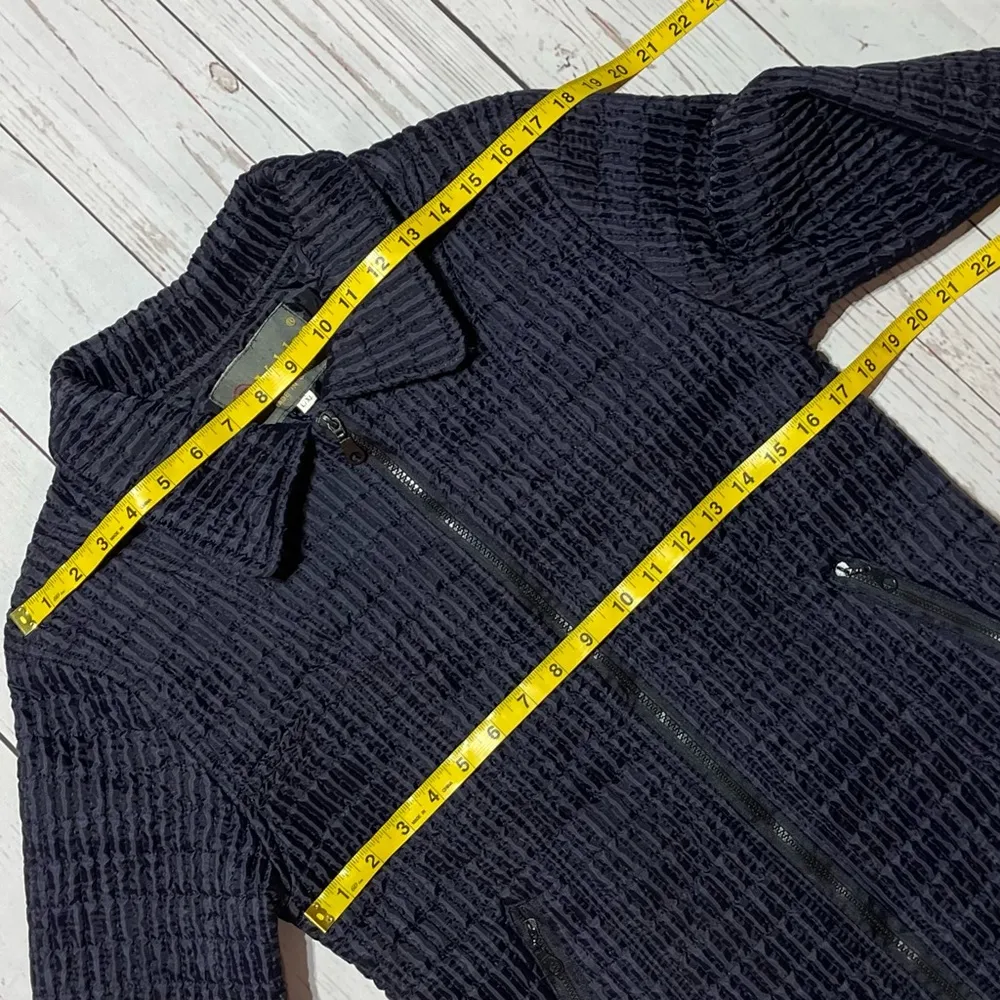 Veblen Quilted Zip - Image 9