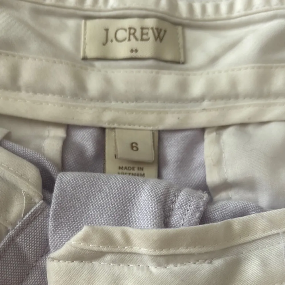 J crew women’s lavender shorts size 6 - Image 3