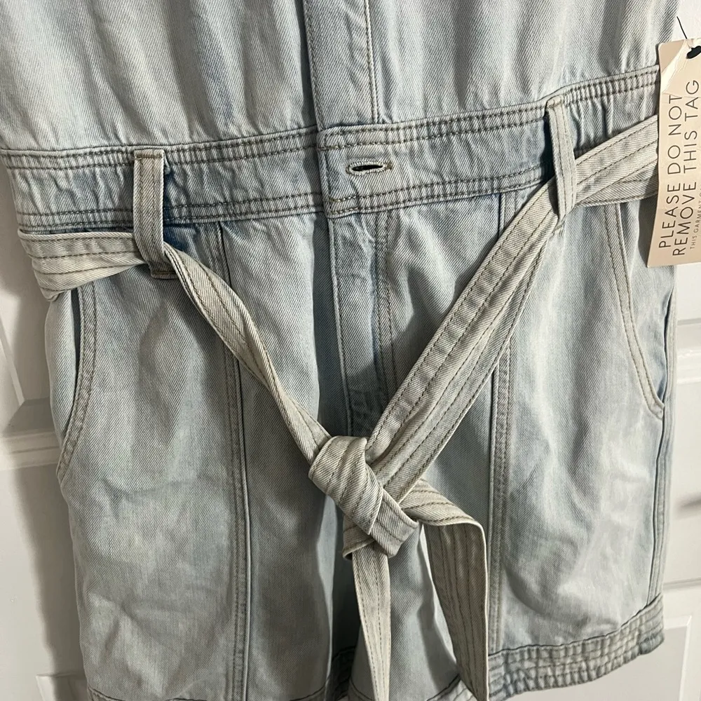 Happy X Nature Kate Hudson Denim Utility Romper Light Wash Tie‎ Waist Button Blue Size 4 - Image 6