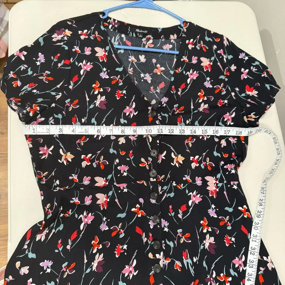 Madewell Petite V-Neck Button-Front Mini Dress in Drifting Flowers Size 8 EUC - Image 6