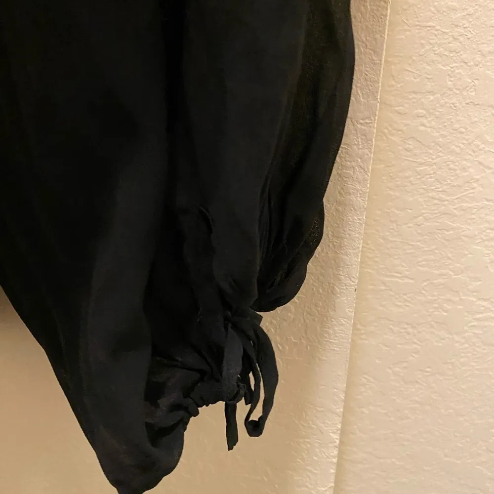 Aritzia Wilfred Black Talence Chiffon Off The Shoulder Blouse Size Small - Image 10