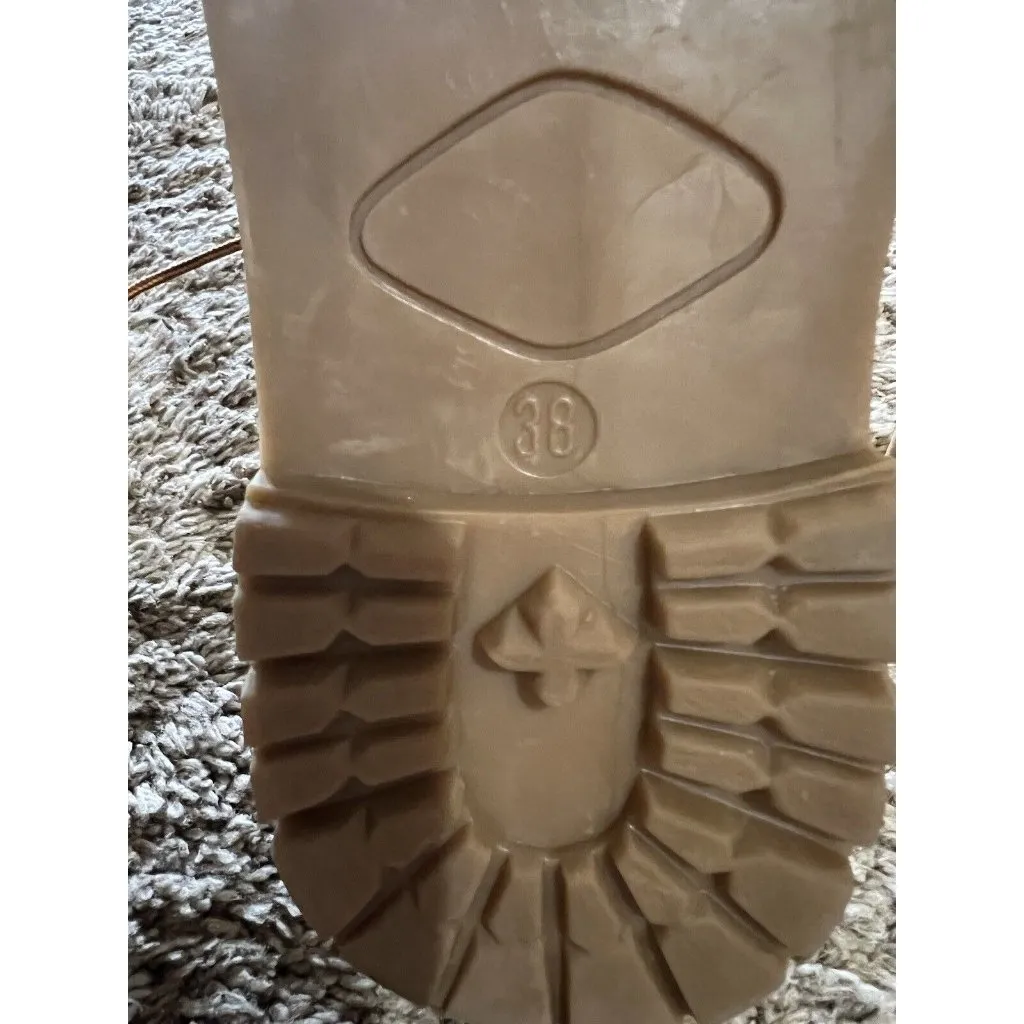 AEO American Eagle Outfitters 1990’s Boots Women's Brown Leather ~ 7.5 (38) - Image 9