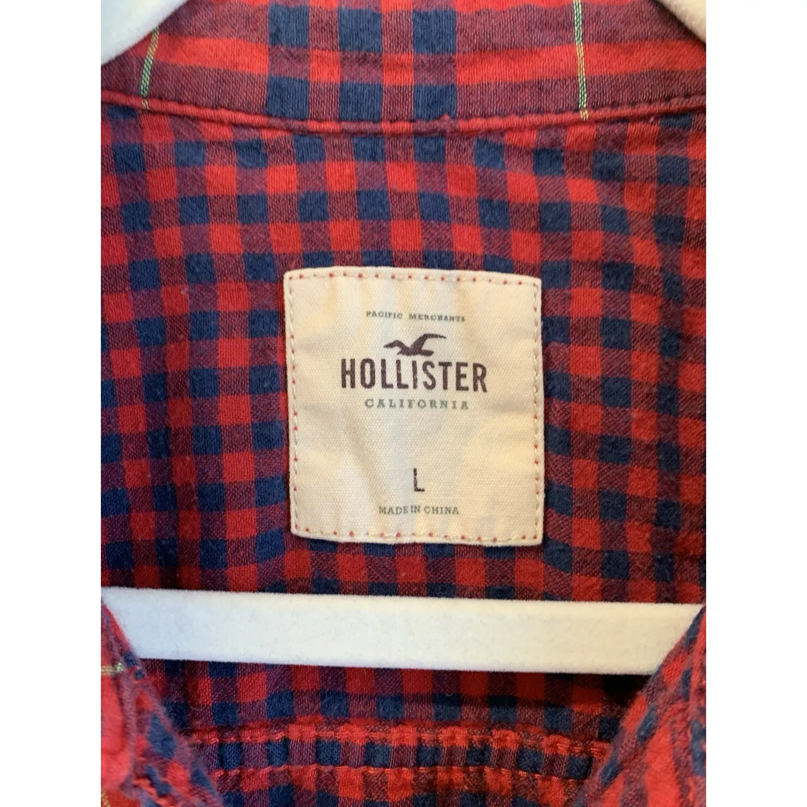 Hollister Women’s Shirt Red Blue Plaid Flannel Button Up Long Sleeve Logo Large - Image 4