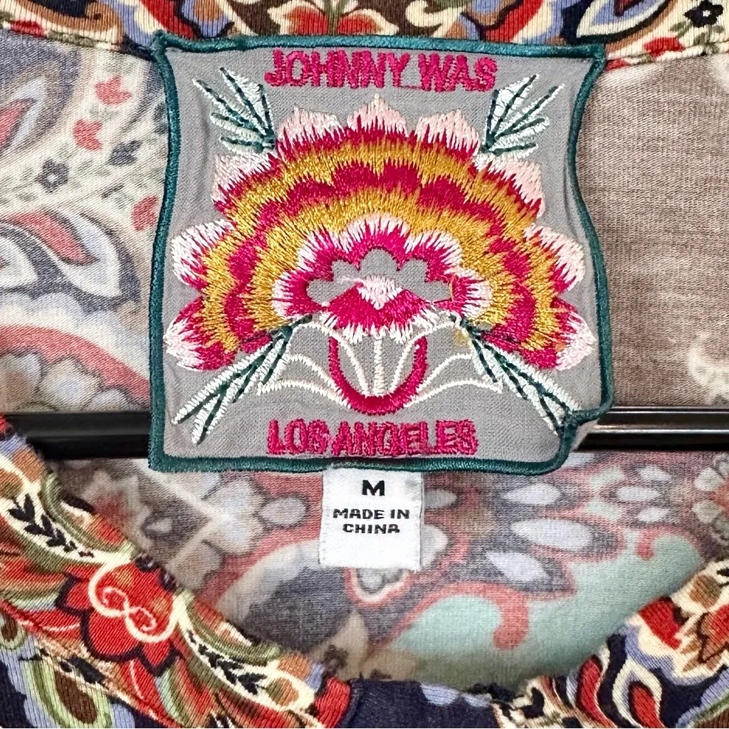 Johnny Was Indi Flower 3/4 Sleeve Henley Shirt
Top Floral Paisley Blouse Medium - Image 3