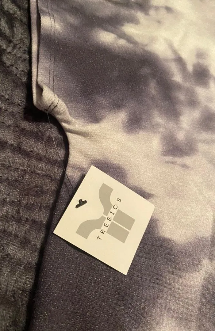 Tresics Shirt - Image 2