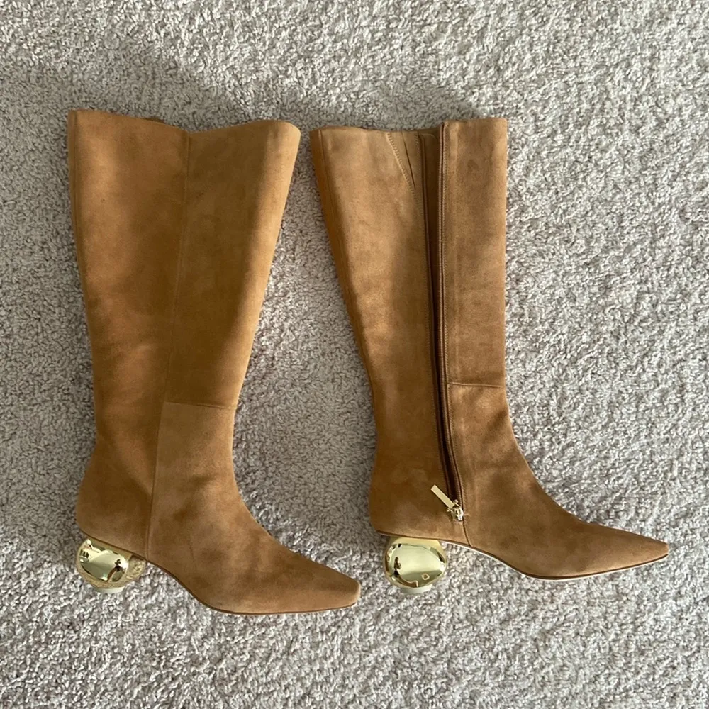 sculpted heel boots. 7 - Image 2