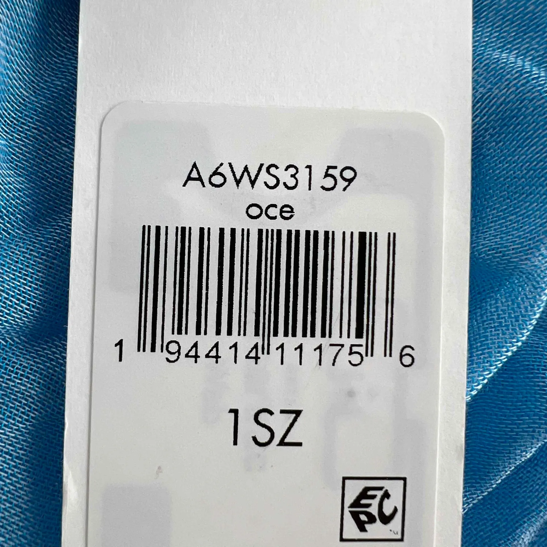 Calvin‎ Klein Light Blue Crinkled Lightweight Rectangular Scarf Womens New - Image 4