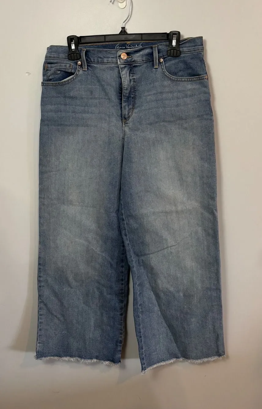 Gloria Vanderbilt Amanda All Around Slimming Effect Crop Jeans Size 10 - Image 1