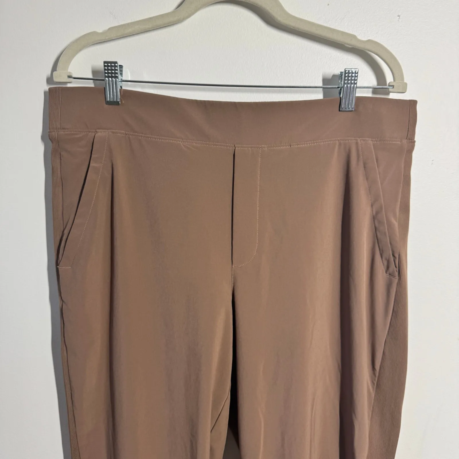 Athleta Brooklyn Ankle Mid Rise Pant Women 14 Brown Zip Pocket Business Casual - Image 4
