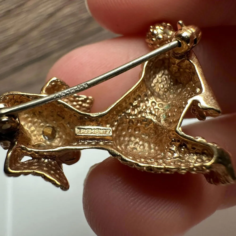 Krementz Small Poodle Dog Brooch Pin Green Rhinestone Eyes Gold Tone Signed - Image 9