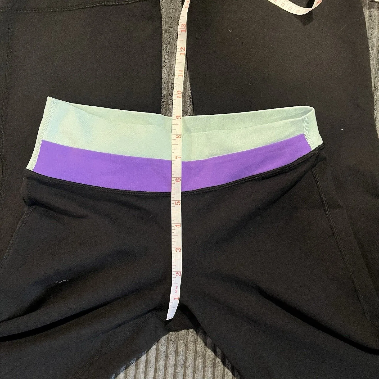 Lululemon Women's 4 Ankle Flare Black Purple Aqua Waste Leggings - Image 4