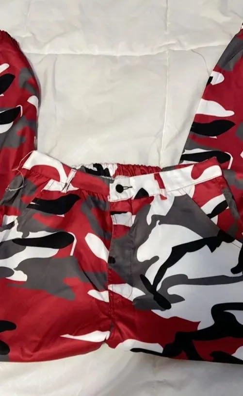 SheIn Red Camo Pants - Image 2