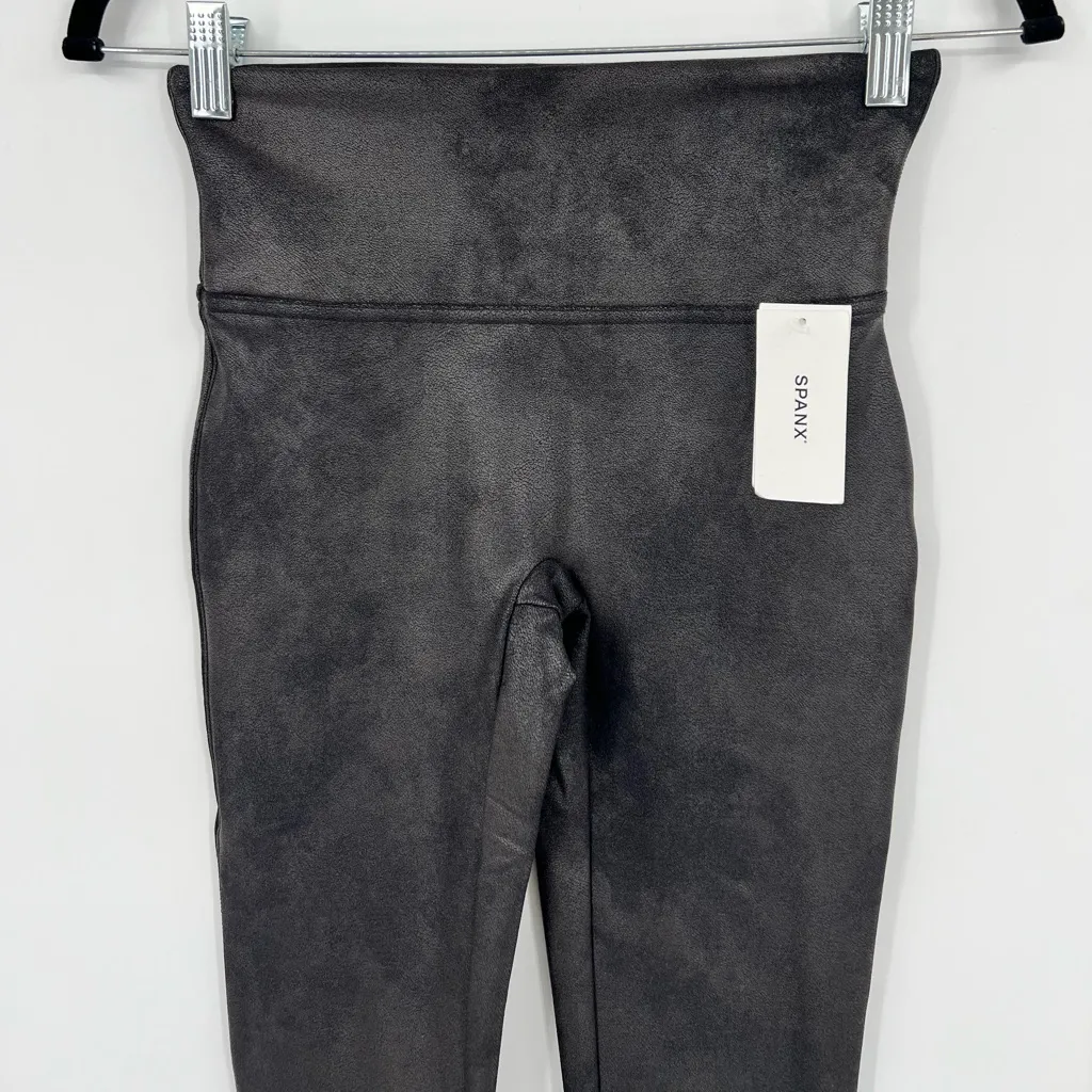 🆕 NWT SPANX Faux Leather Lined Leggings Shapewear Black Coated Metallic Sz Small - Image 11
