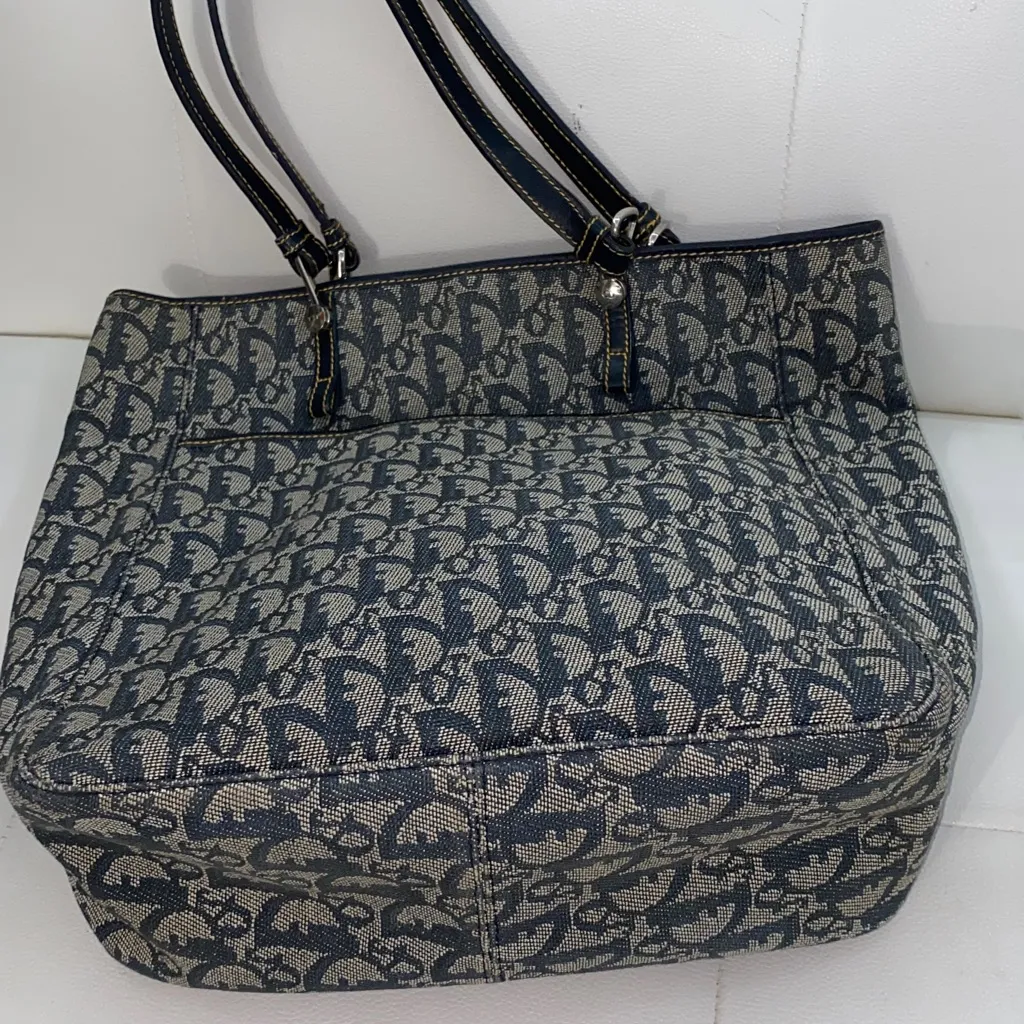 Authentic Christian Dior Oblique Denim Shoulder  Bag - Image 14