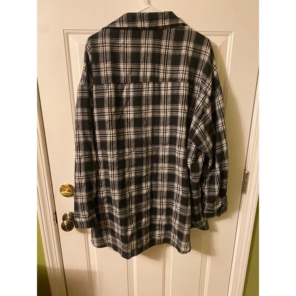 Shein Curve Oversized Plaid button up shirt size 3xl - Image 2