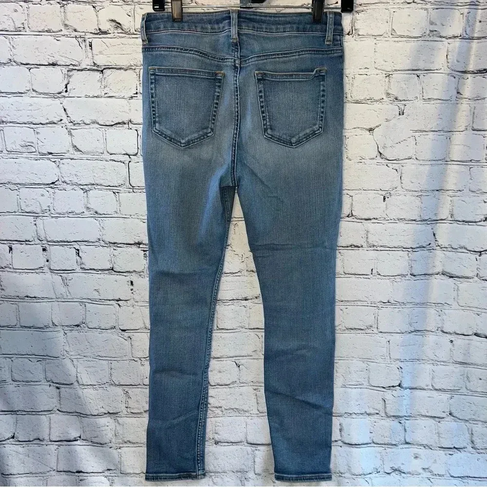 Asos Women’s Medium Wash Skinny Leg Denim‎ Jeans Size 30/28 - Image 2