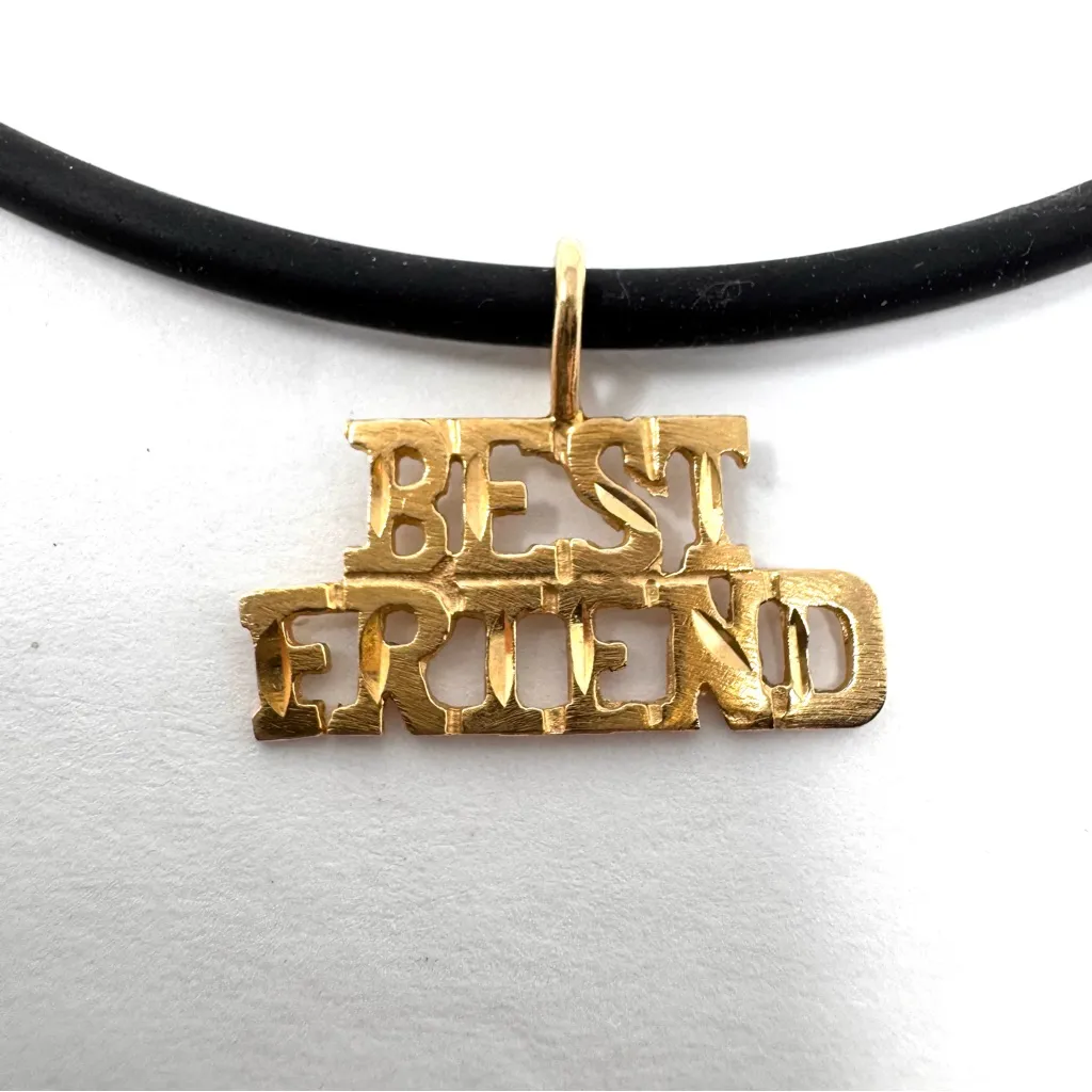 14K yellow gold Best Friend pendant on rubber cord w 14K closure, Italy, NWOT - Image 3