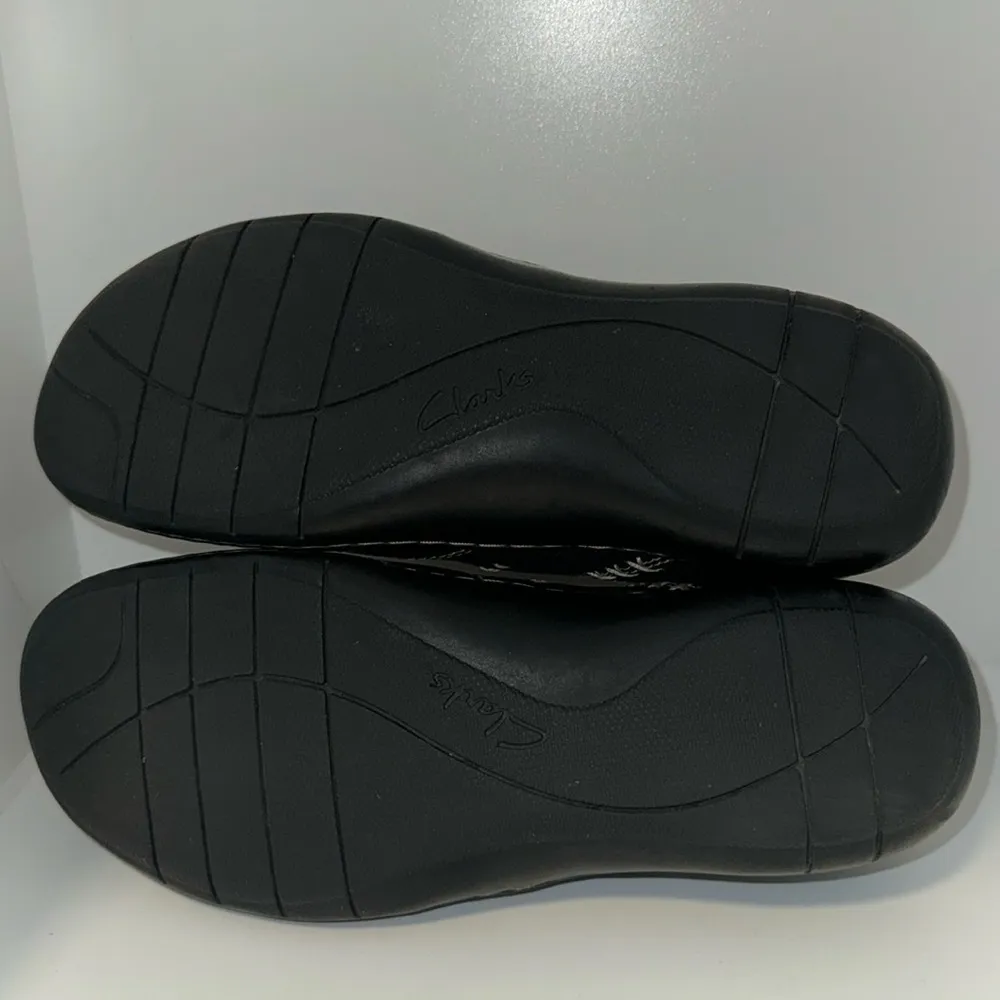 Clarks Sixty Delta Navy Blue Leather Button Slip-On Loafers Shoes Women's 6 - Image 9