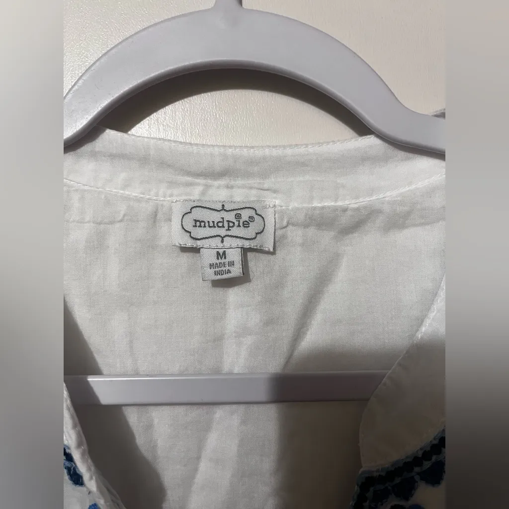 Mud Pie White Blouse with Blue Embroidery - Image 6