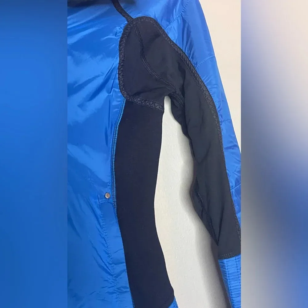 Lululemon Run Bundle Up Jacket Black Beaming Blue Women's 4 -NO INNER LINER HOOD - Image 4