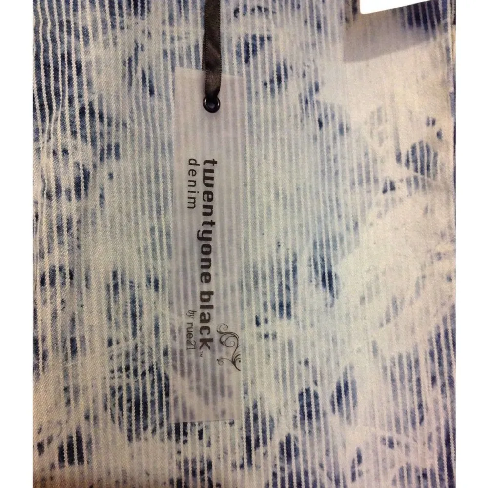 Rue 21 Twentyone Acid Washed Bleach Tie Dye Striped Lowrise Skinny Jeans 9/10 - Image 2