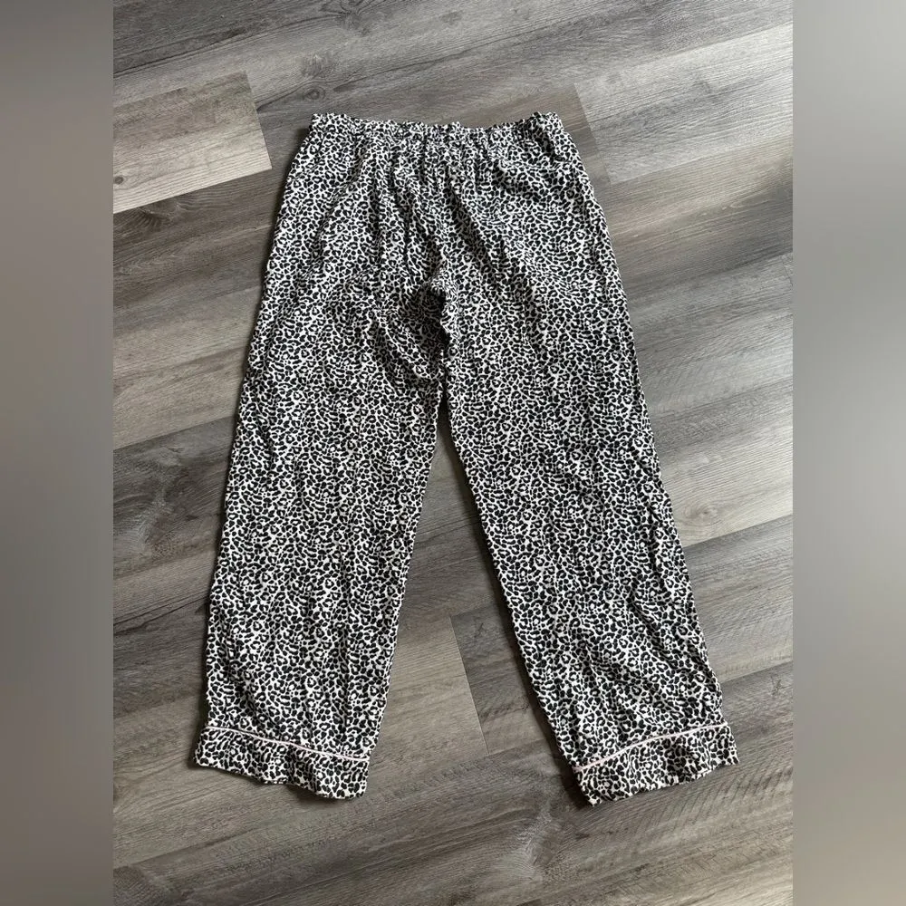 Victoria’s Secret Leopard Pajama Pants Black White Medium Pink Tie - Image 6