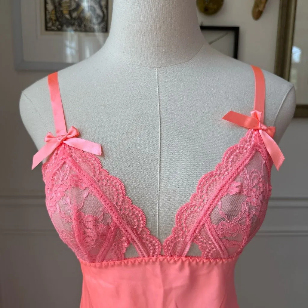 Victoria’s Secret 2pc Coral Chemise Robe Satin Set S - Image 4