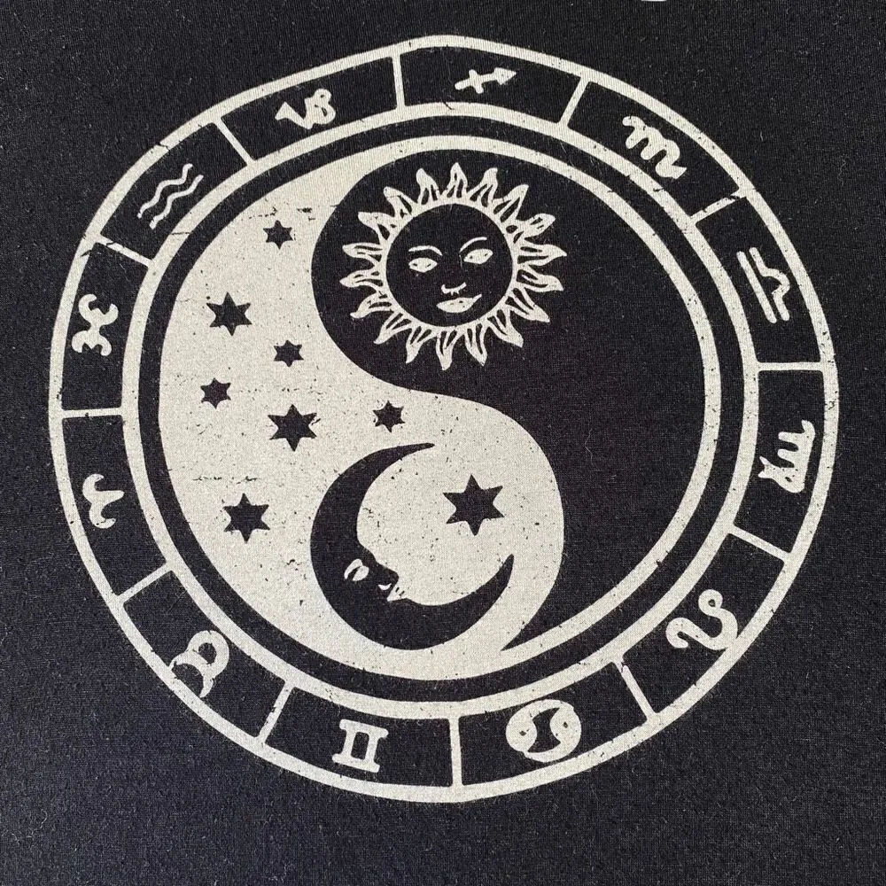 Zodiac Fashion Hoodie Black Size L - Image 6